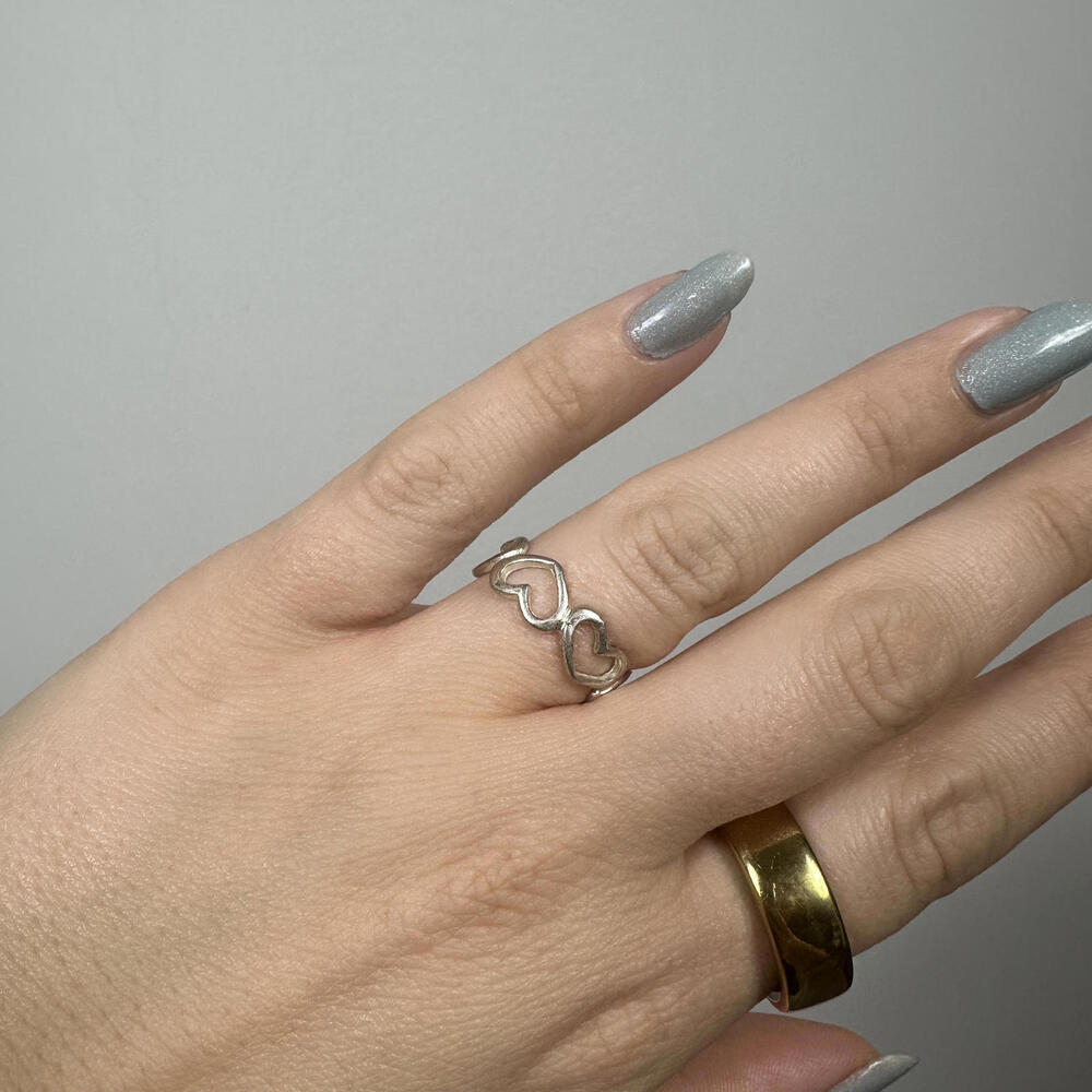 Silver Tone‎ Heart Ring - Band